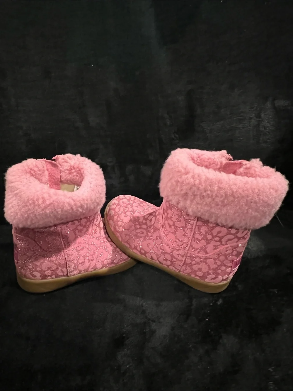 UGG Kids US 8 Jorie II Glitter Leopard